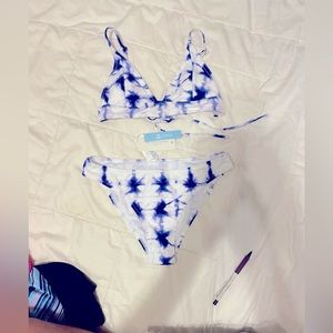 NWT. M. BIKINI